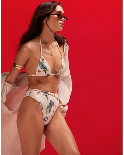 ASOS Red – hoch geschnittene bikinihose mit postkarten-print und hohem beinausschnitt