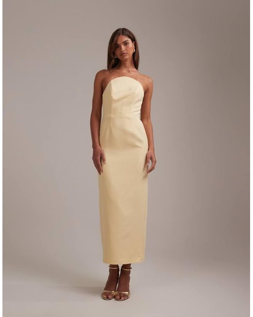 ASOS Bruidsmeisjes in het Brown