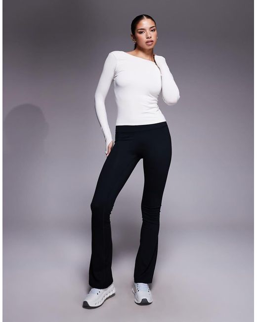 4505 White Plush Handle Scoop Back Layering Long Sleeve