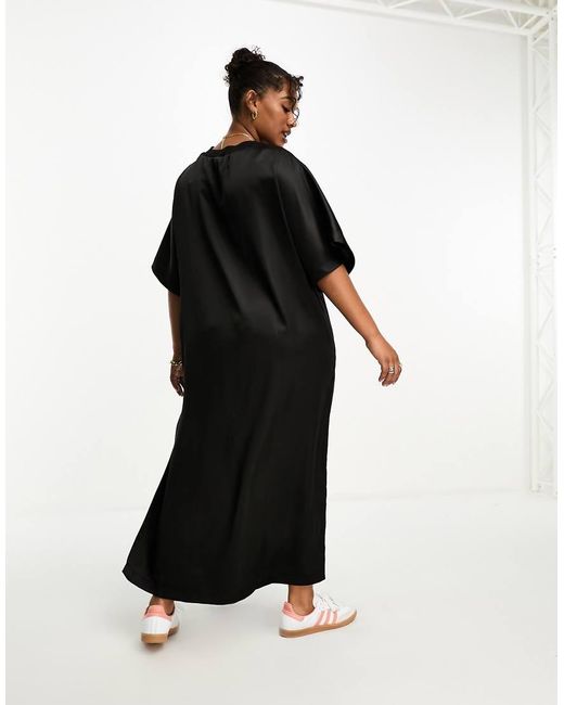 Vestido Midi Extragrande Estilo Camiseta De Satén De Asos Design Curve ASOS de color Black
