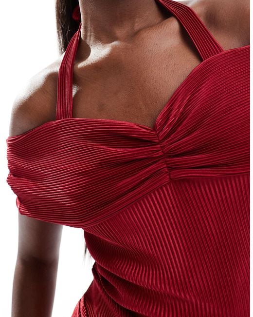Vestito midi plissé bordeaux con scollo alla bardot e spalline allacciate al collo di ASOS in Red