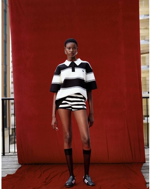 Adidas Red Originals x asos – gestreifte shorts aus strick