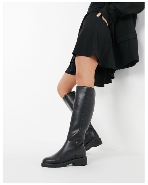 London Rebel Flat Pull On Knee Boots in Black | Lyst Canada