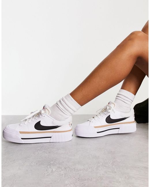 Nike Court Legacy Lift Sneakers in White | Lyst