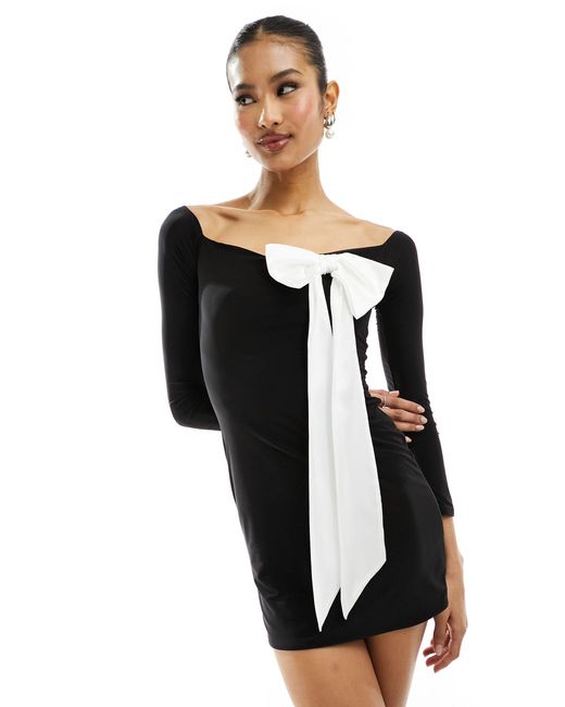 Robe courte à encolure bardot avec nœud blanc - noir Fashionkilla en coloris Multicolor