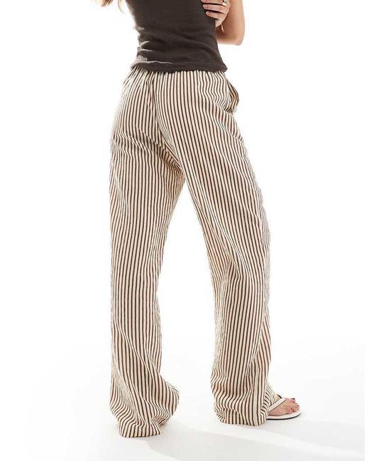 New Look Gestreepte Broek Met Wijde Pijpen in het Natural