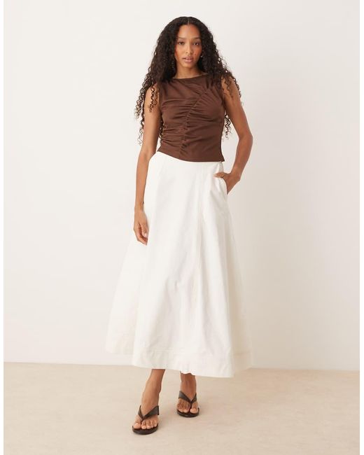 Top Senza Maniche di ASOS in Brown