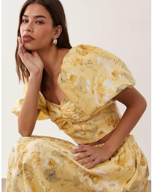 Y.A.S Natural Off-shoulder Volume Sleeve Crop Top