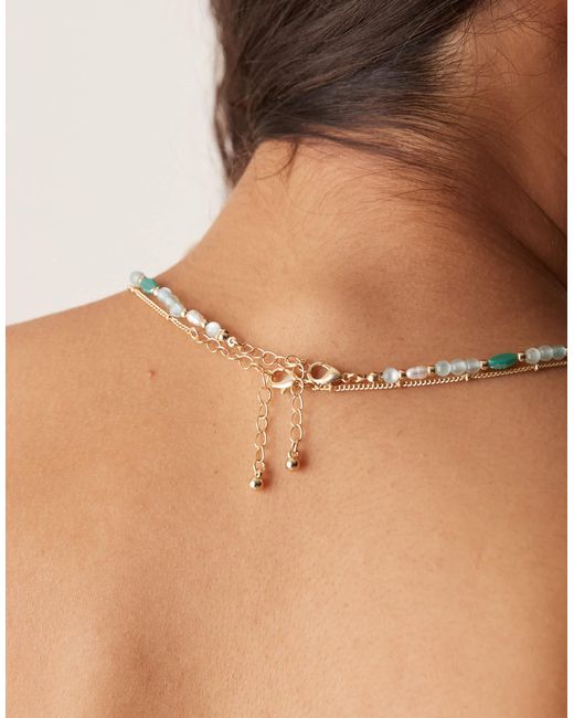 ASOS Brown – mehrreihige goldfarbene halskette mit zierperlen und schmucksteinen