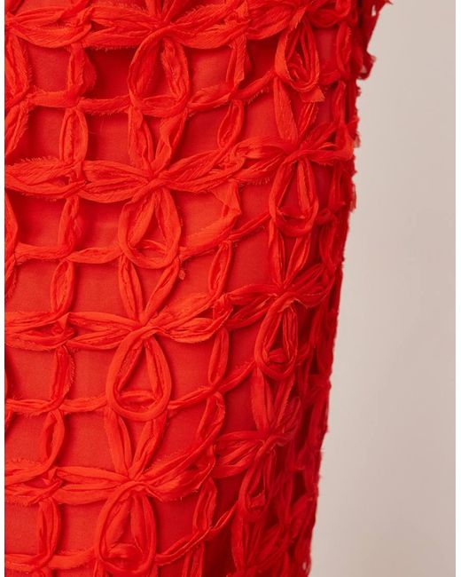 Falda Midi Roja De Corte Recto Con Patrón Floral Calado De (Parte De Un Conjunto) ARRANGE de color Red