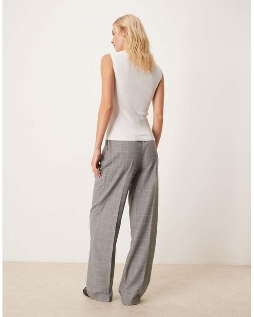 Pantalones De Sastre Grises De Pernera Ancha Con Pinzas Y Estampado De Cuadrícula De Tall ASOS de color Natural
