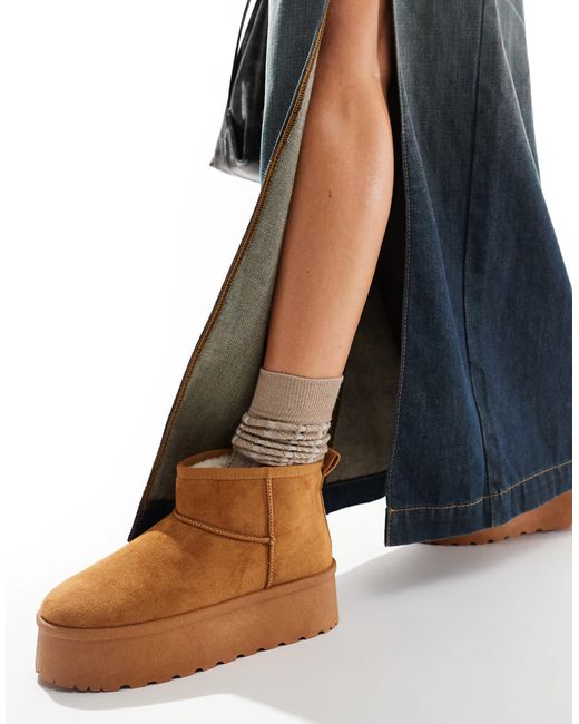 SEQWL Brown Mini Flatform Boots