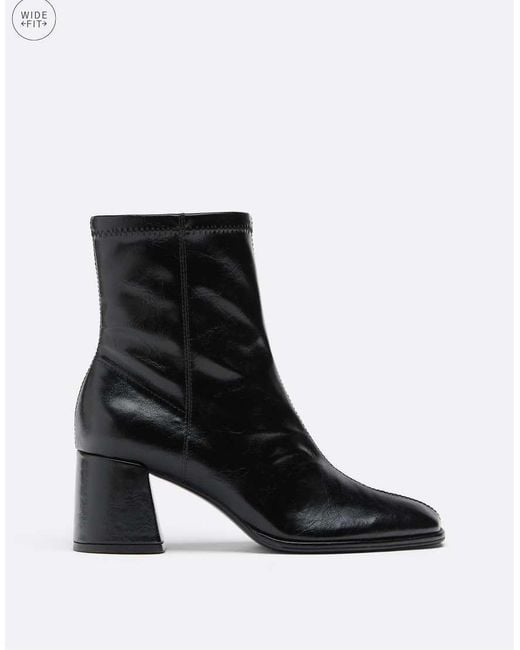 Stradivarius Black Wide Fit. Basic Mid-heel Ankle Boots