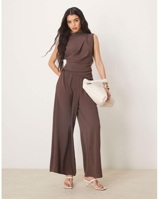Combinaison sans manches à taille froncée - chocolat ASOS en coloris Brown