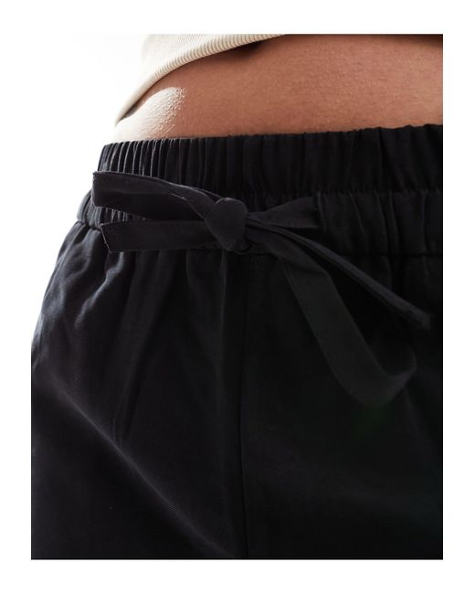 Vero Moda Black Relaxed Shorts With Tie Waist