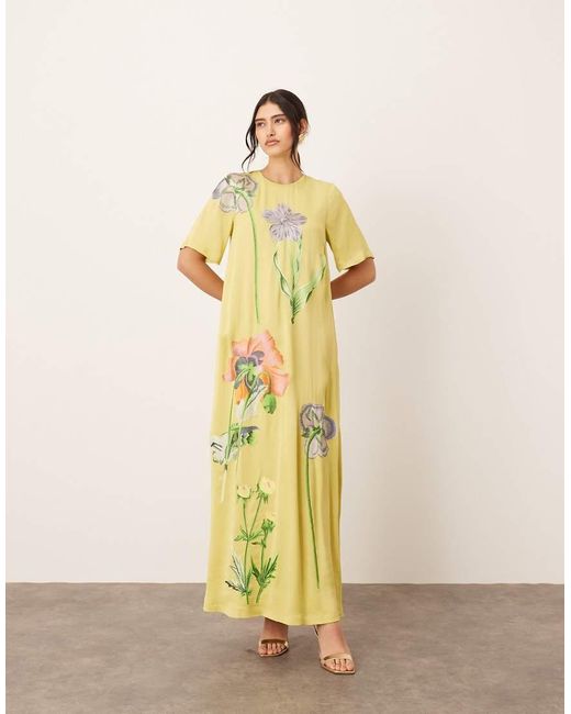 Vestido Largo Verde De Estilo Camiseta Con Bordado Floral De Satén De ARRANGE de color Green