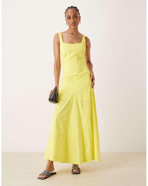 ASOS Yellow Asos design tall – ärmelloses, tailliertes midikleid