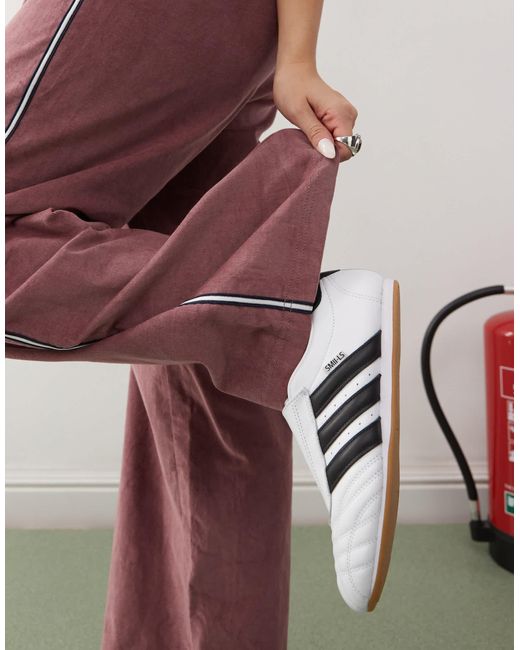 Monki Red – cord-trainingshose