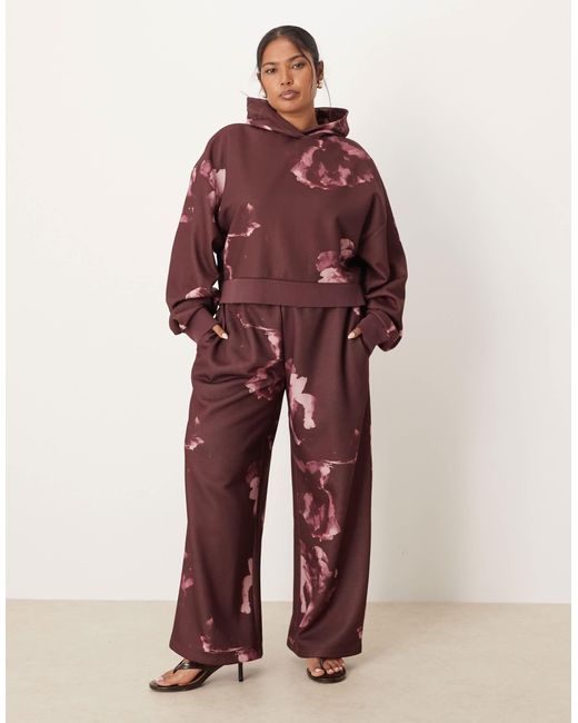 Asos design curve - sweat à capuche d'ensemble avec motif fleurs intégral - prune ASOS en coloris Red