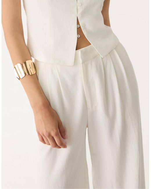 Stradivarius Natural Linen Blend Darted Culottes