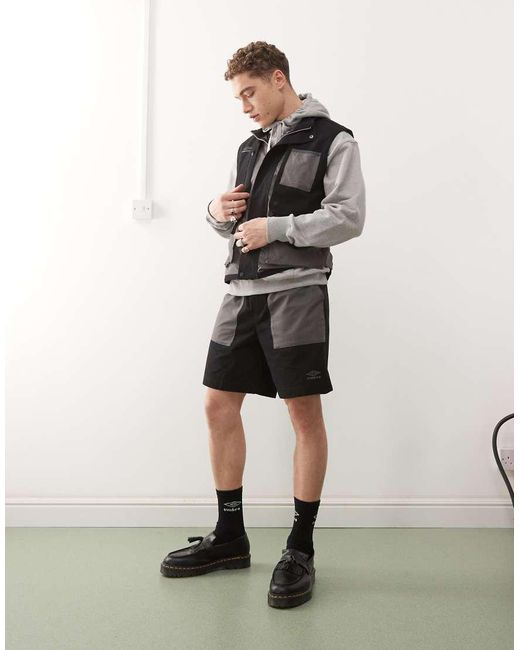 Umbro Black Belted Shorts for men