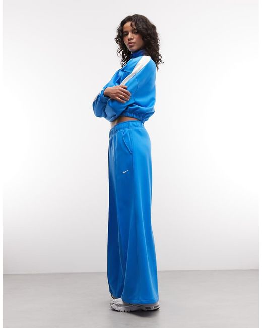 Nike Street in het Blue