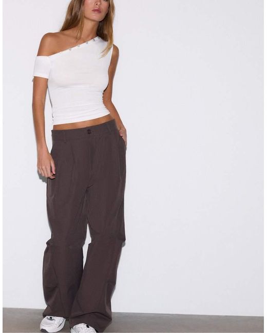 Stradivarius White Asymmetric Button T-shirt