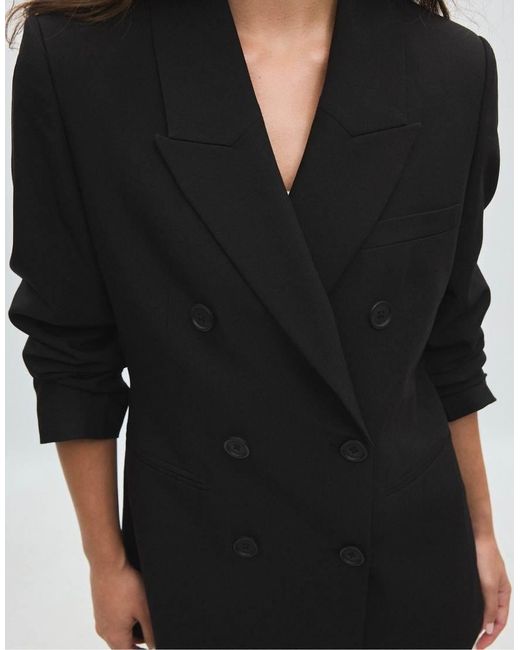 Stradivarius Black Fitted Blazer With Buttons