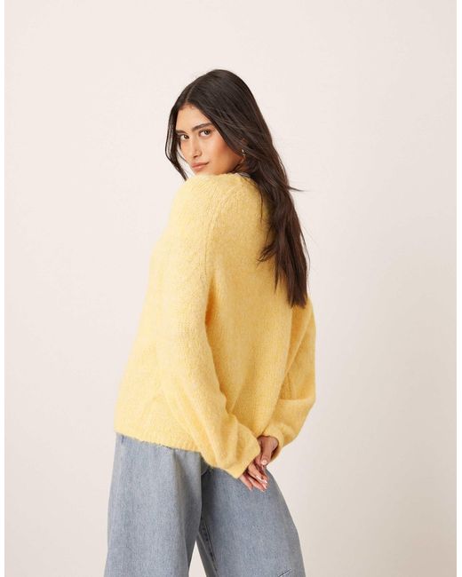Pull oversize à col ras ARRANGE en coloris White