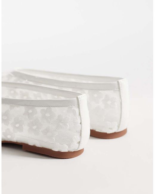 Raid White Enida Ballet Flats With Embroidered Flowers