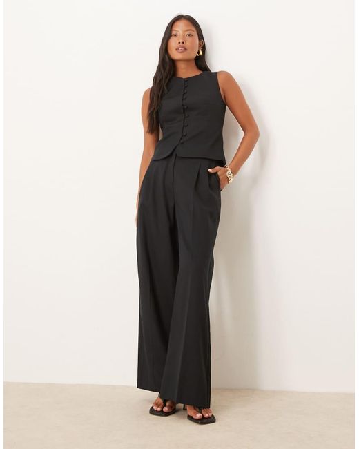 Nobody's Child Petite Black Pippa Waistcoat