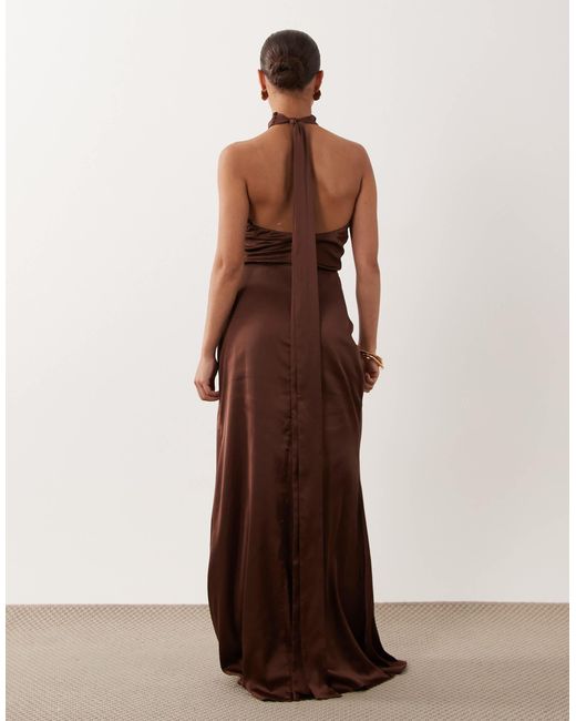 Robe TFNC London en coloris Brown