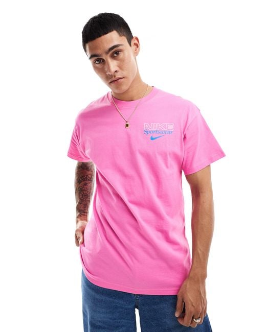 Camiseta con estampado gráfico en la espalda Nike de hombre de color Pink