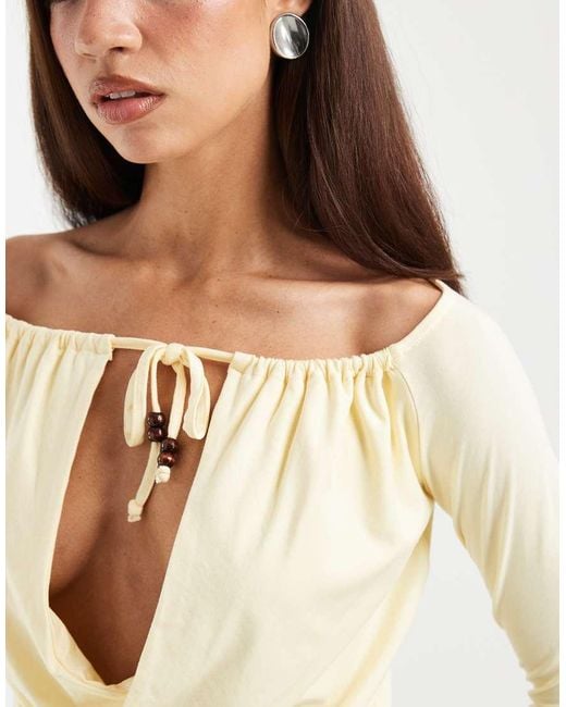 Motel Natural Sore Off The Shoulder Long Sleeve Top