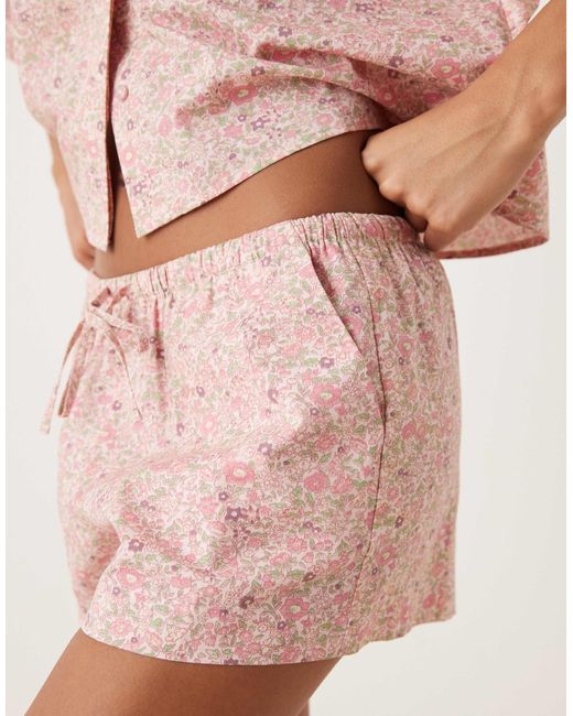 Georgie - short tissé à petites fleurs vintage à assortir-pas ASOS en coloris Pink