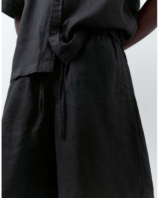 Pull&Bear Black 100% Linen Shorts for men