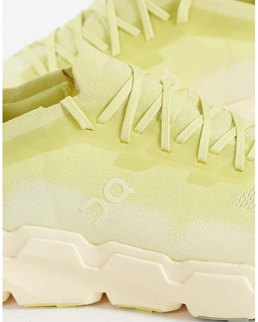 On Shoes Yellow Cloudsoma Outdoor Trainers for men