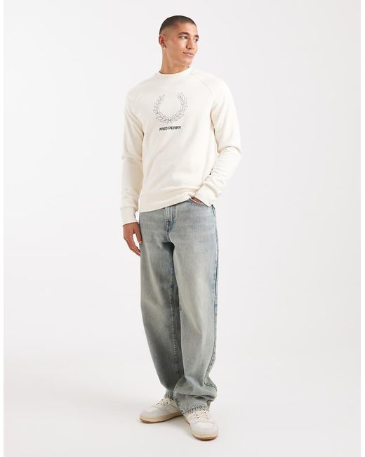 Fred Perry White Outline Wreath Sweatshirt for men