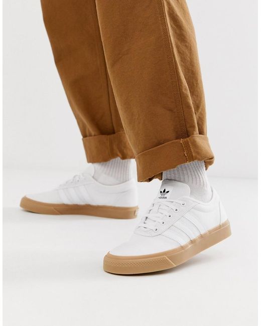 adidas Originals Adi-ease Trainers In White With Gum Sole for Men | Lyst