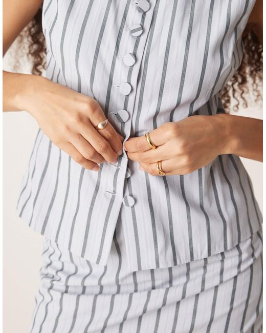 Glamorous White Button Down Vest