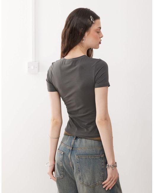 T-shirt coupe slim - anthracite - exclusivité asos Weekday en coloris Natural