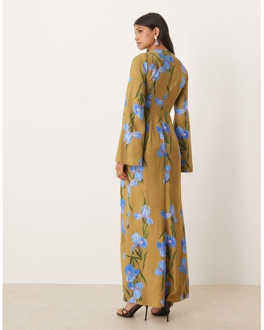 ASOS Maxi Jurk Met Lange Mouwen, Rok Met Ruches En Oversized Bloemenprint in het Natural