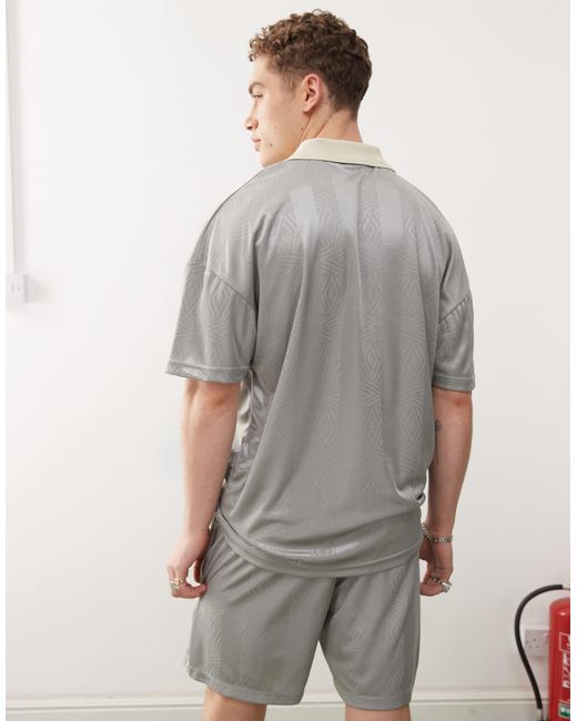 Maillot Umbro pour homme en coloris Gray