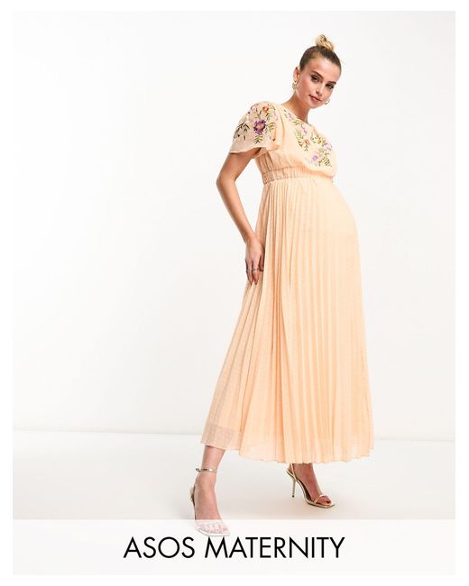 Asos design maternity - robe longue en plumetis avec corsage brodé effet  bénitier et jupe plissée ceinturée - corail ASOS en coloris Blanc | Lyst