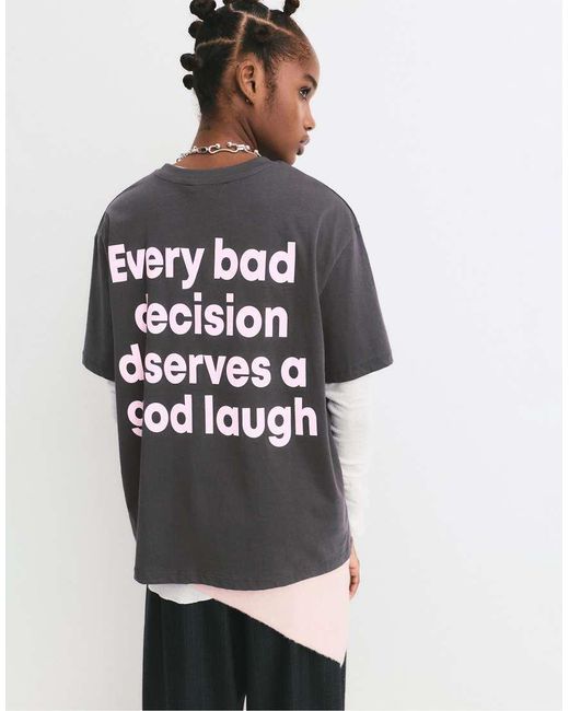 Pull&Bear T-Shirt Met Grafische 'Bad Decisions' Print in het Gray