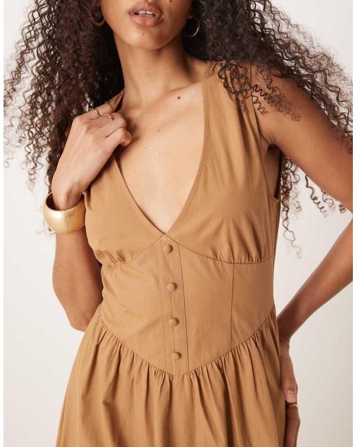 Vestito Midi Color Pan Tostato Con Scollo E Vita A V E Bottoni di ASOS in Natural