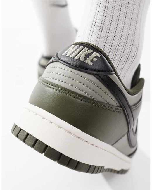 Nike Brown Dunk Low Retro Trainers for men