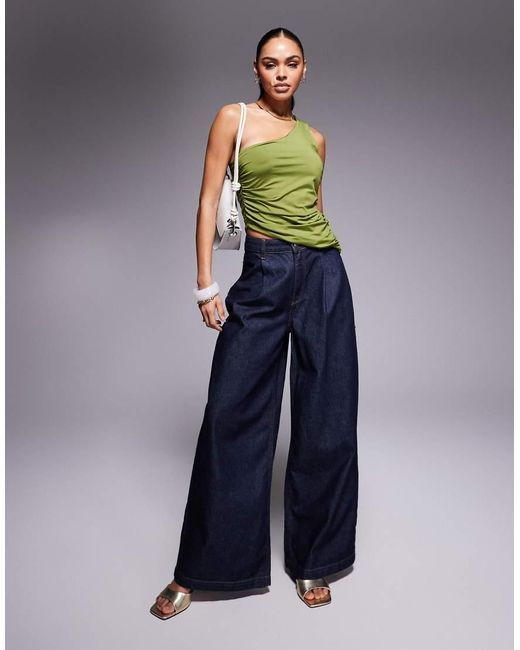 ASOS Top Van Gladde Stof Met Blote Schouder, Gerimpelde Zijkant En Asymmetrische Zoom Met Dubbel Bandje in het Green