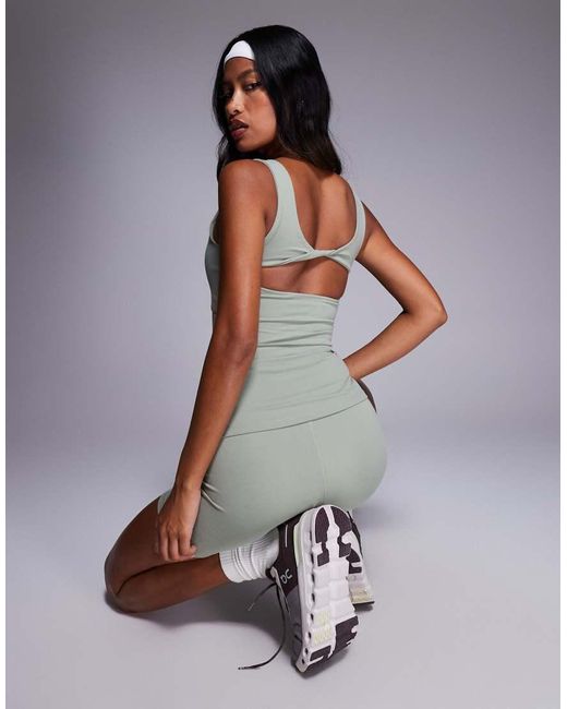 4505 Gray Yoga Twist Back Vest With Inner Bra