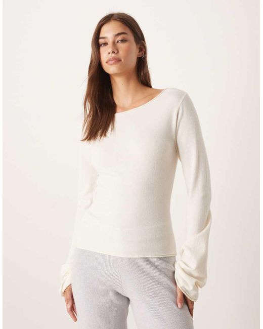 Gina Tricot White Long Sleeve Boatneck Fine Knit Top